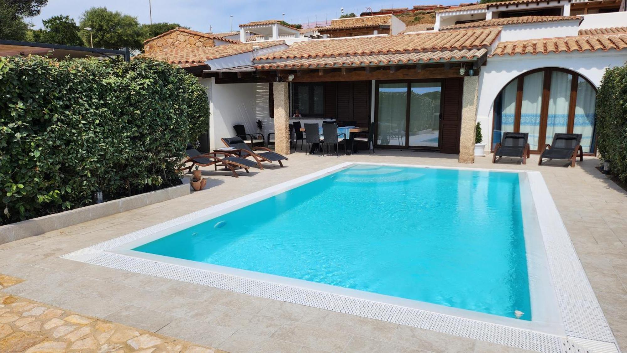 Le Pavoncelle Vila Budoni Exterior foto